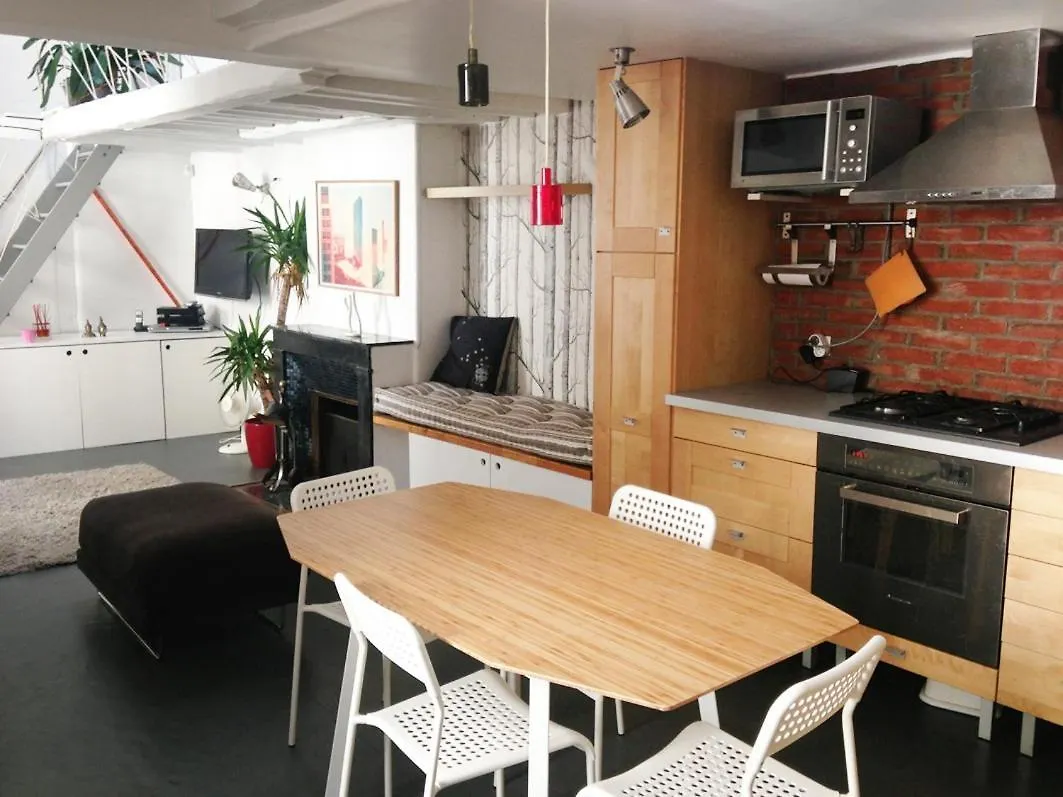Charming 2-Bedroom Duplex Bastille Paris